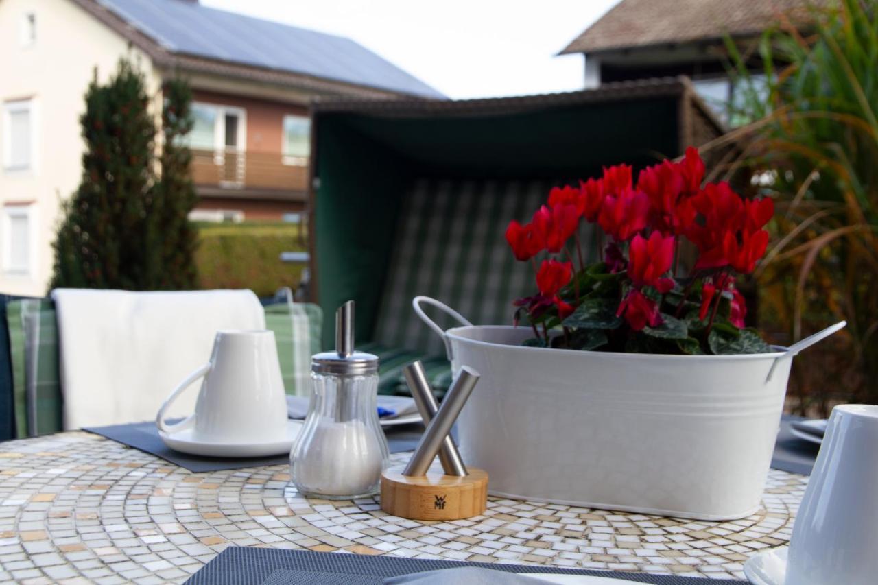 Goldener Stern Hotel Dingolfing Exterior foto